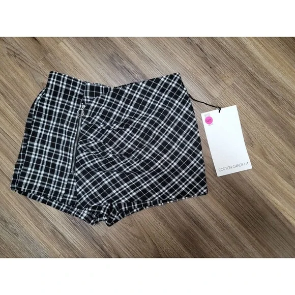 Cotton Candy LA Plaid Skorts - Picture 2 of 5